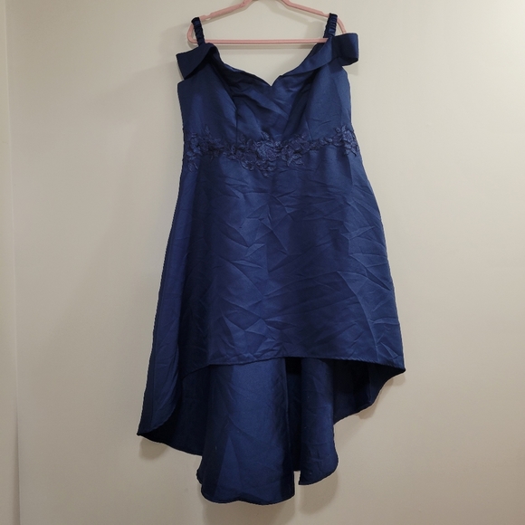 Chi chi London curve navy high low off the shoulder dress 18 - Picture 2 of 8